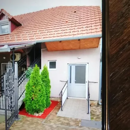 Apartmani Studio Melenci